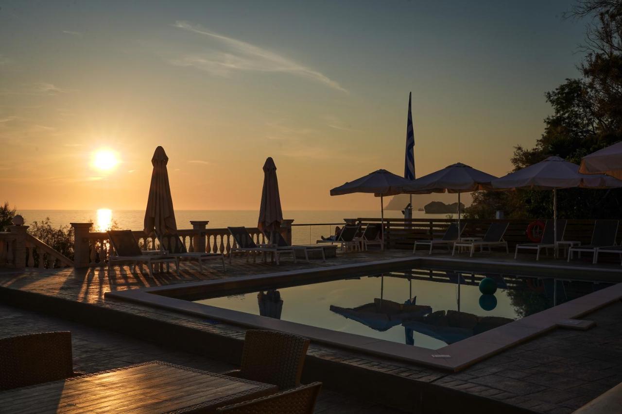 Kostas Beach Apartments Agios Gordios  Extérieur photo