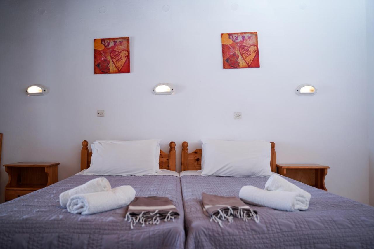 Kostas Beach Apartments Agios Gordios  Extérieur photo