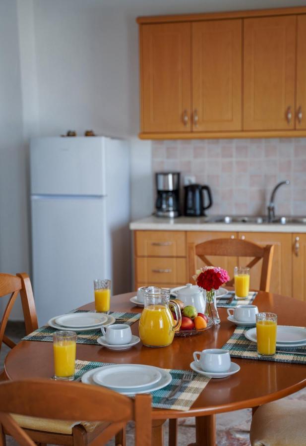 Kostas Beach Apartments Agios Gordios  Extérieur photo